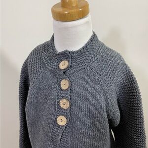 Pretty Girl euro 130 US sz6-7 sweater in a deep gray slightly flared style